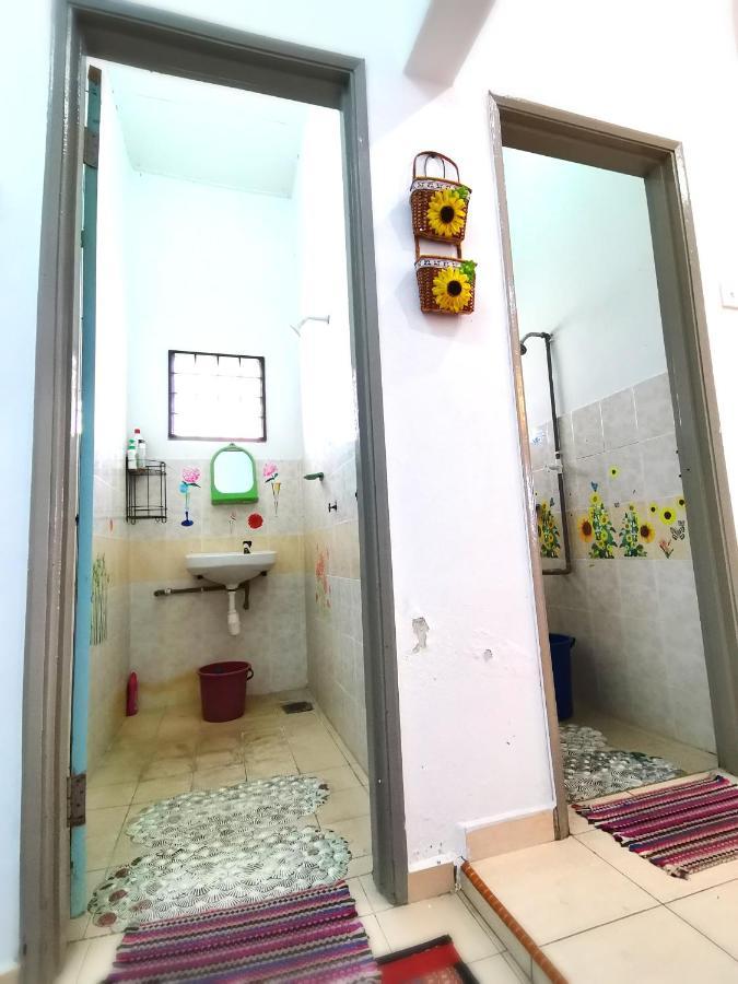 Sya Homestay @ Senawang Rumah percutian